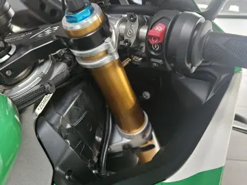 DUCATI Panigale V4 S Tricolore 1of1000 CARBON Paket