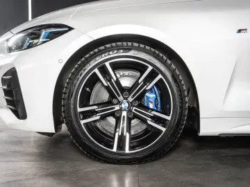 BMW 430i Coupe M Sport xDrive   COCKPIT H&K KAMERA
