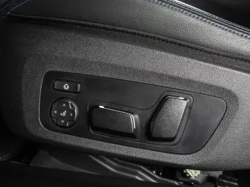 BMW 430i Coupe M Sport xDrive   COCKPIT H&K KAMERA