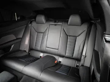 BMW 430i Coupe M Sport xDrive   COCKPIT H&K KAMERA