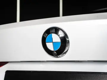 BMW 430i Coupe M Sport xDrive   COCKPIT H&K KAMERA