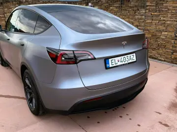 TESLA Model Y Long Range Dual Motor AWD Launch Edi...