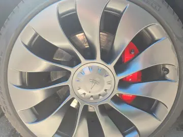 TESLA Model Y - Performance - Dual Motor - FSD