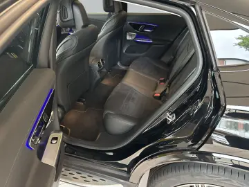 MERCEDES-BENZ GLC 200 4M Edition AMG Line  Pano  360