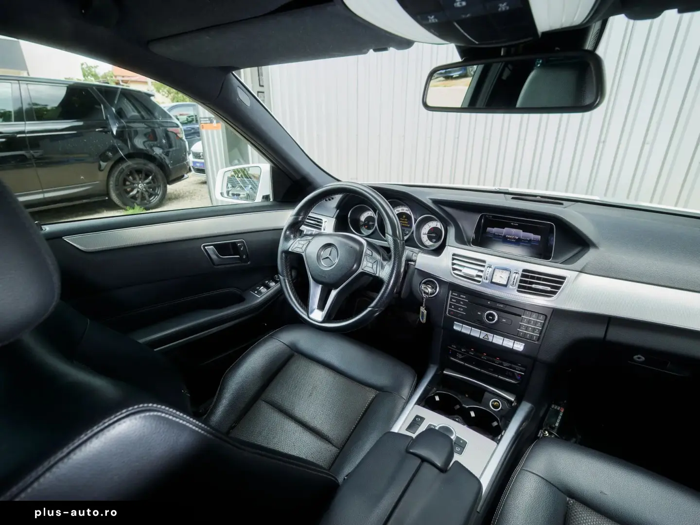 Mercedes-Benz E