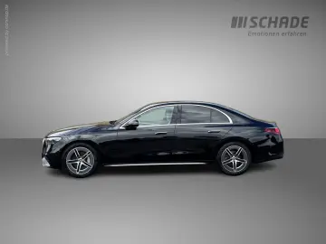 MERCEDES-BENZ E 200 Limousine AMG Line Superscreen 360