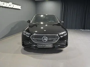 MERCEDES-BENZ E 220 d AMG DISTRO DIGITAL STHZG