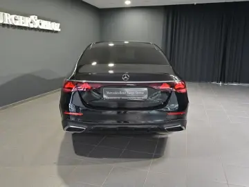 MERCEDES-BENZ E 220 d AMG DISTRO DIGITAL STHZG