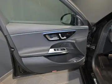 MERCEDES-BENZ E 220 d AMG DISTRO DIGITAL STHZG