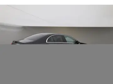 MERCEDES-BENZ E 300 de AMG LederBeige Fahrass  Sitzk…