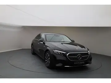 MERCEDES-BENZ E 300 de AMG LederBeige Fahrass  Sitzk…