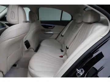 MERCEDES-BENZ E 300 de AMG LederBeige Fahrass  Sitzk…