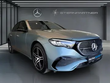 MERCEDES-BENZ E 300 e AMG Night Navi Burmester AHK Distronic