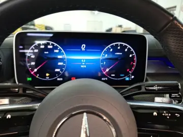 MERCEDES-BENZ CLE 180 Coupé AMG Advanced  Pano 19&ap…