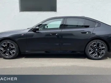 BMW 520d xDr MSpo Ventilation 360 Carbon