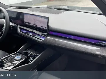 BMW 520d xDr MSpo Ventilation 360 Carbon