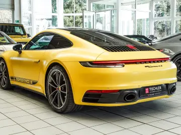 PORSCHE 992 Carrera 4S LIFT