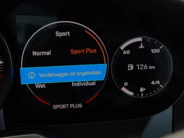 PORSCHE 992 Carrera 4S LIFT