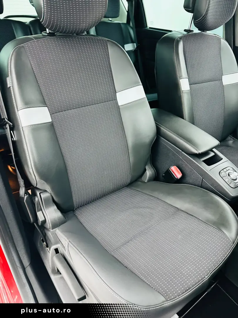 RENAULT Scenic 2011 — imagine 18