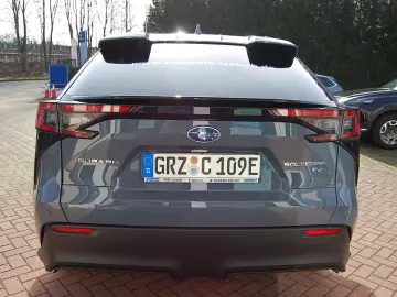 SUBARU Solterra 71 4 kWh 150kW Platinum Plus Pano Sound