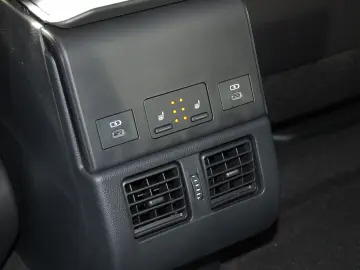 SUBARU Solterra 71 4 kWh 150kW Platinum Plus Pano Sound