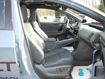 SUBARU Solterra 71 4 kWh 150kW Platinum Plus Pano Sound