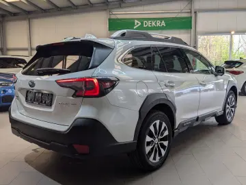 SUBARU Outback 2.5i Platinum EyeSight AWD LED CAM