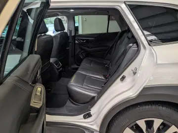 SUBARU Outback 2.5i Platinum EyeSight AWD LED CAM