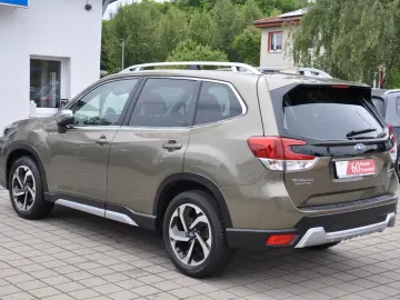 SUBARU Forester Platinum 2.0 AWD ACC-LED-PANO-KAM-NAV