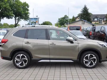 SUBARU Forester Platinum 2.0 AWD ACC-LED-PANO-KAM-NAV