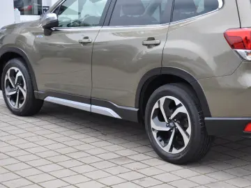 SUBARU Forester Platinum 2.0 AWD ACC-LED-PANO-KAM-NAV