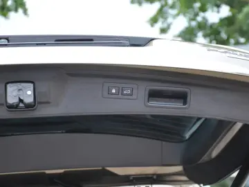 SUBARU Forester Platinum 2.0 AWD ACC-LED-PANO-KAM-NAV