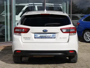SUBARU Impreza 1.6 4x4  LED Navi Rückf-kam Sitzh