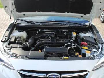 SUBARU Impreza 1.6 4x4  LED Navi Rückf-kam Sitzh