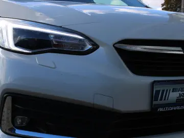 SUBARU Impreza 1.6 4x4  LED Navi Rückf-kam Sitzh