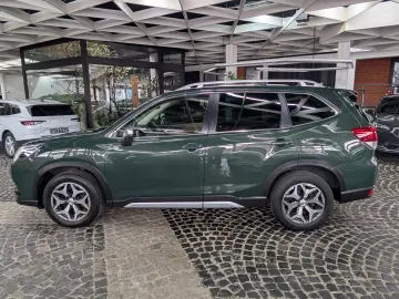 SUBARU Forester 2.0ie MHEV PLATINUM ACC LED PANO