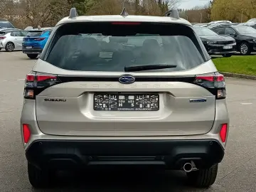 SUBARU Forester 2.0ie Exclusive SHZ Navi Kamera