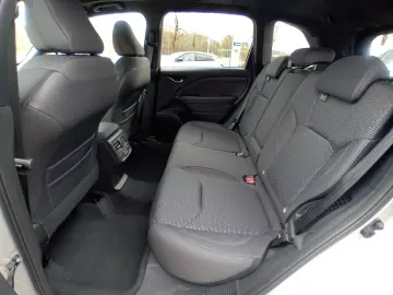 SUBARU Forester 2.0ie Exclusive SHZ Navi Kamera