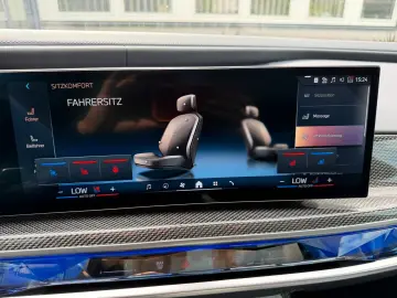 BMW 750 e xDrive Design Pure Fond Entert NP 167.000€