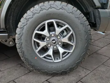 FORD Bronco  Badlands 2.7l EcoBoost V6 246kW (335 PS)