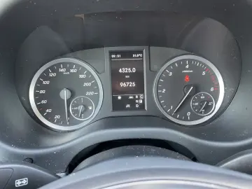 MERCEDES-BENZ Vito 114 CDI PRO RWD lang Navi AUT Cam PTC
