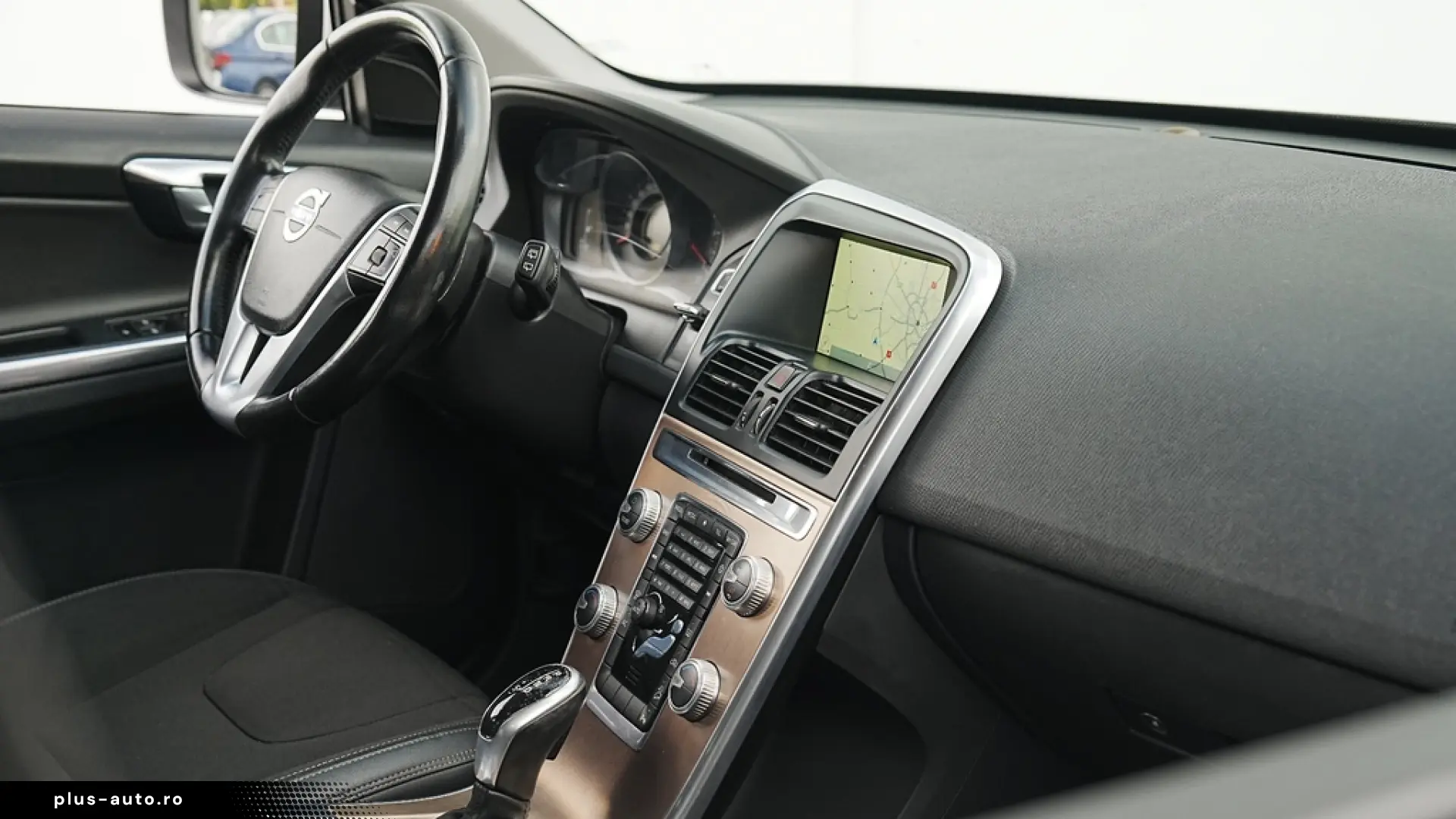 Volvo XC 60 D4 Geartronic Momentum