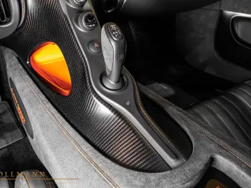 Bugatti Chiron Super Sport 300