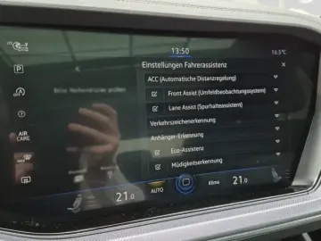 VW Touareg 3.0 TDI R-LINE BLACK PANO LM20 IQ.LIGHT