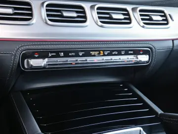 MERCEDES-BENZ GLE 63 AMG S 4M  Coupe Burmester 360