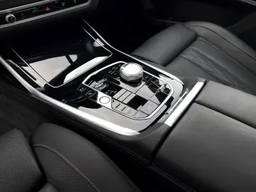 BMW X7 xDr40d MSpo SkyLounge Massage Ventil SoftClo