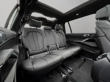 BMW X7 xDr40d MSpo SkyLounge Massage Ventil SoftClo