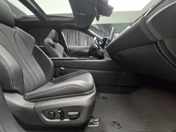 Lexus RX500h F Sport