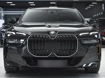 BMW 740d xDrive M Sport Mild Hybrid Sportautomatic