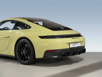 PORSCHE 992 Carrera GTS PCCB BOSE Abstandsregeltempostat